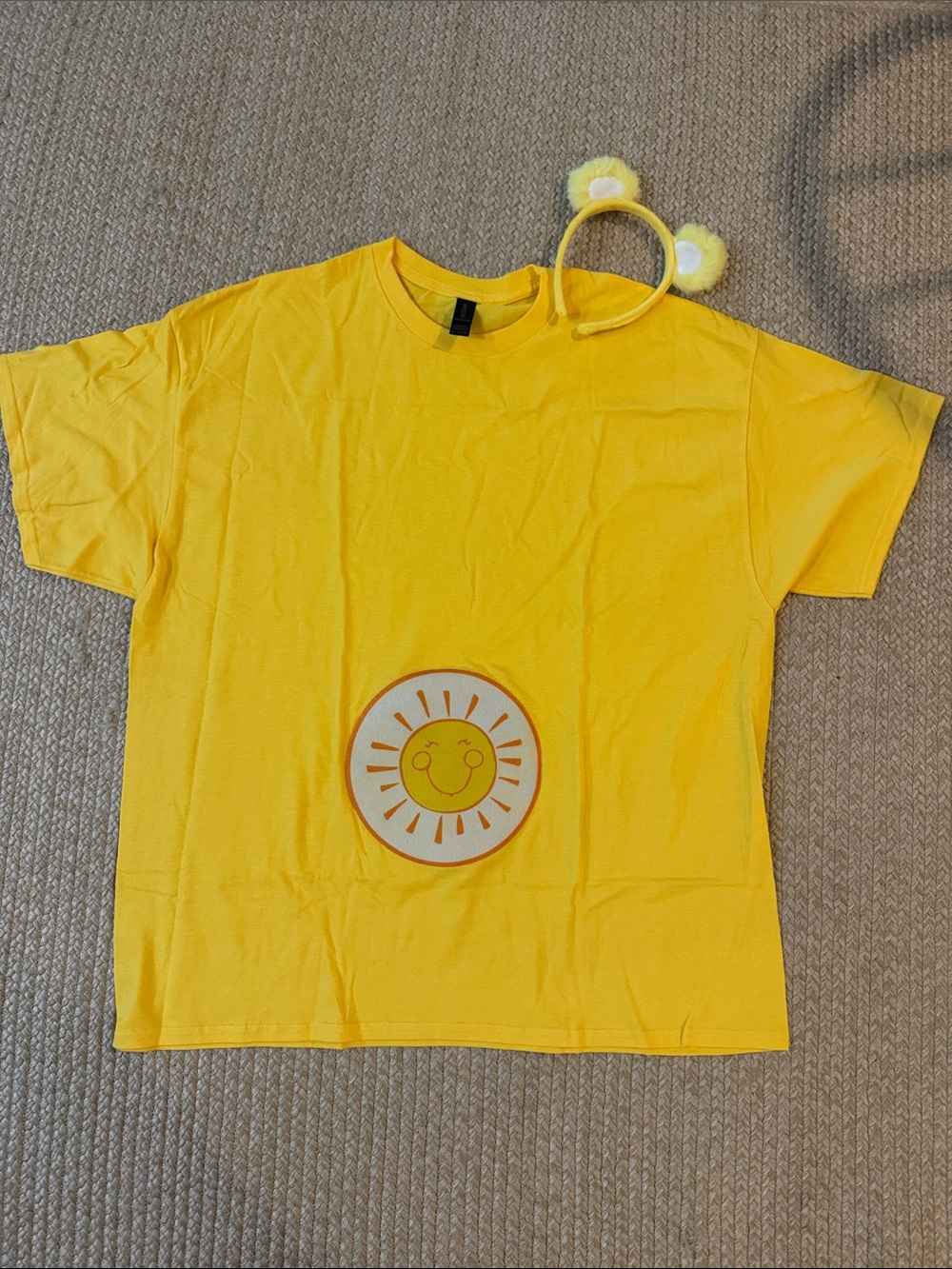 2XL Women’s care bear costume Yellow Sun Graphic T‑Shirt